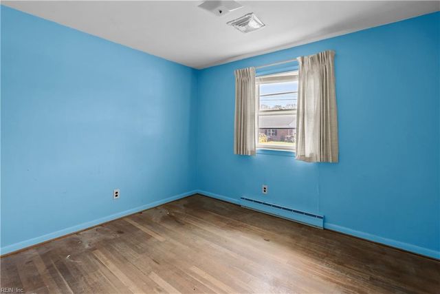 2445 Lindbergh AVE, Chesapeake, VA 23325