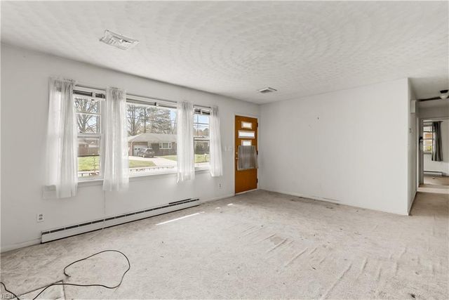 2445 Lindbergh AVE, Chesapeake, VA 23325