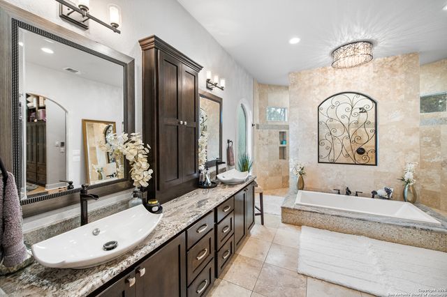 8614 Wild Wind, Garden Ridge, TX 78266