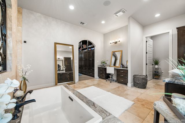 8614 Wild Wind, Garden Ridge, TX 78266