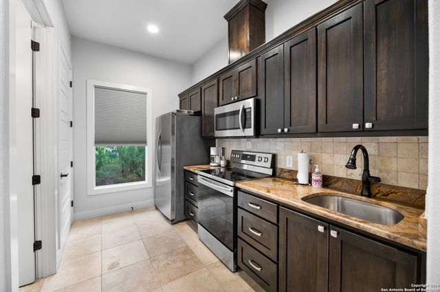 8614 Wild Wind, Garden Ridge, TX 78266