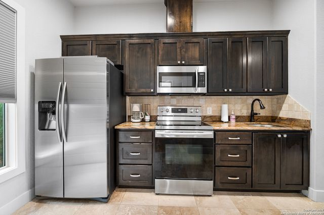 8614 Wild Wind, Garden Ridge, TX 78266