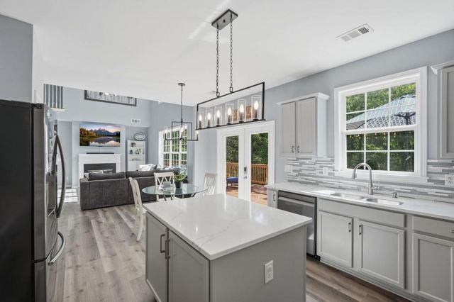 5380 Prancing Pass, Cumming, GA 30040