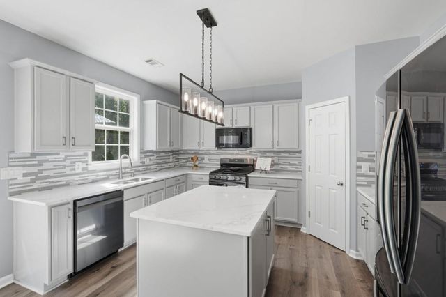 5380 Prancing Pass, Cumming, GA 30040