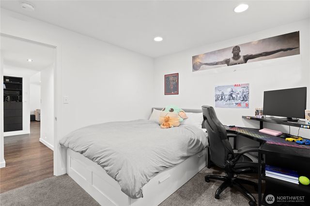 10829 42nd Avenue SW, Seattle, WA 98146