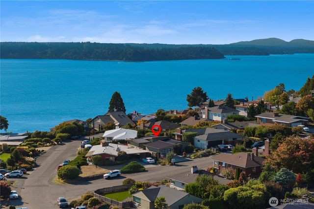 10829 42nd Avenue SW, Seattle, WA 98146