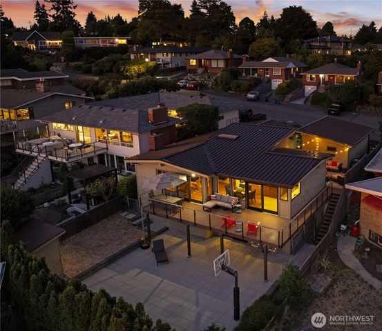 10829 42nd Avenue SW, Seattle, WA 98146
