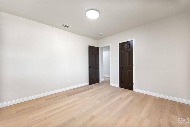 10112 Greenacres Drive, Bakersfield, CA 93312