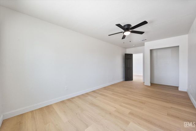 10112 Greenacres Drive, Bakersfield, CA 93312