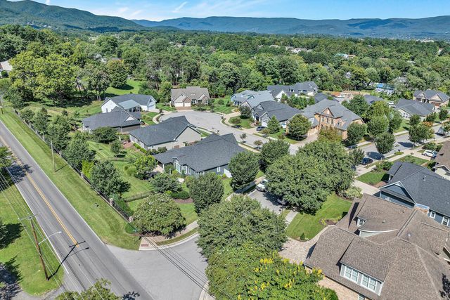 4409 Greenlace CIR SW, Roanoke, VA 24018
