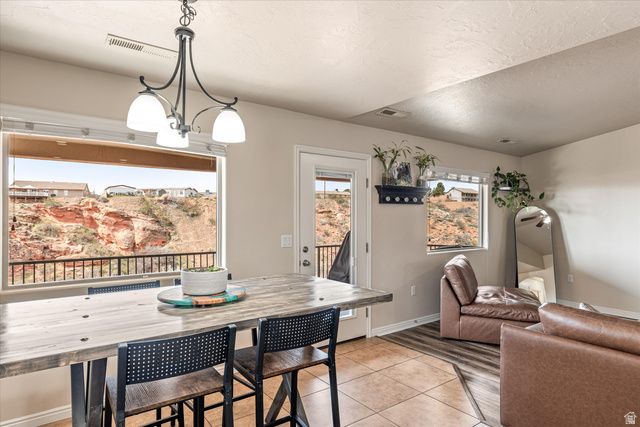 445 N CREEK RIDGE DR, Washington, UT 84780