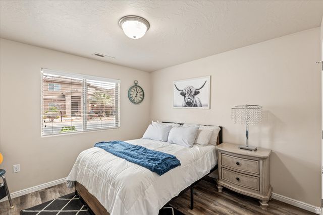 445 N CREEK RIDGE DR, Washington, UT 84780