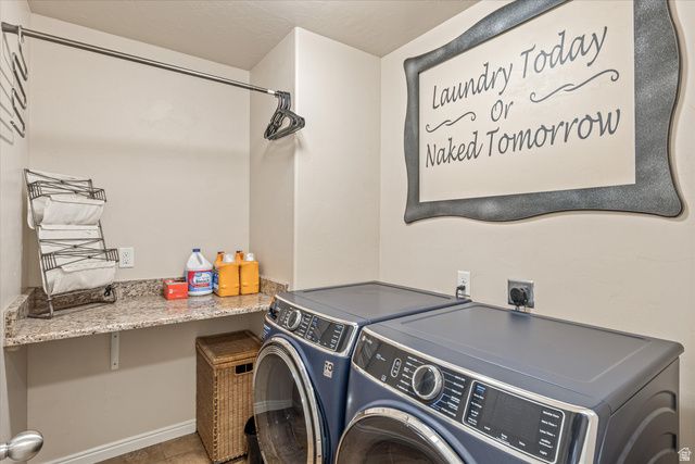 445 N CREEK RIDGE DR, Washington, UT 84780