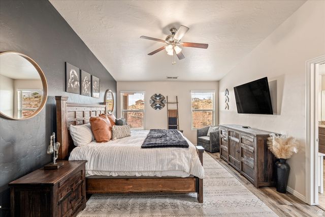 445 N CREEK RIDGE DR, Washington, UT 84780