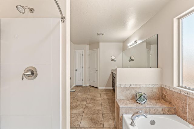 445 N CREEK RIDGE DR, Washington, UT 84780