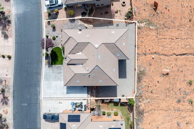 445 N CREEK RIDGE DR, Washington, UT 84780