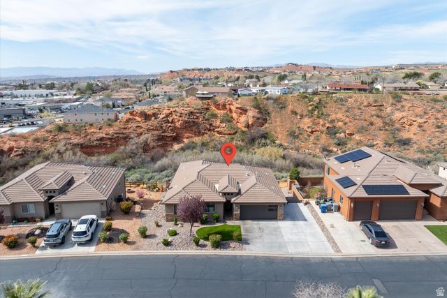 445 N CREEK RIDGE DR, Washington, UT 84780