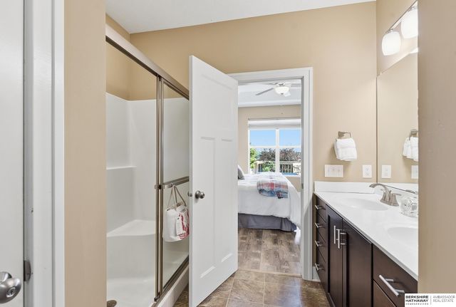 19014 Josephine Street, Omaha, NE 68136