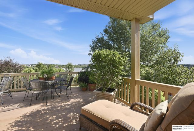 19014 Josephine Street, Omaha, NE 68136