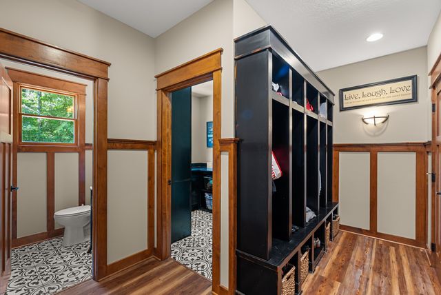 2108 SW Westwinds Drive, Ankeny, IA 50023