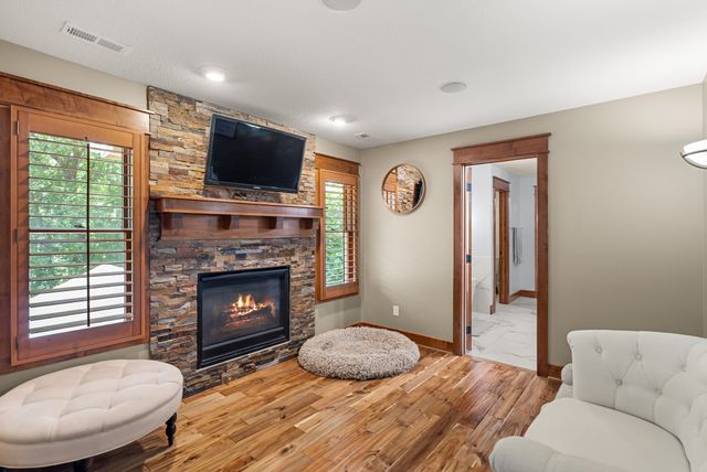2108 SW Westwinds Drive, Ankeny, IA 50023