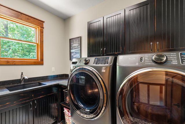 2108 SW Westwinds Drive, Ankeny, IA 50023
