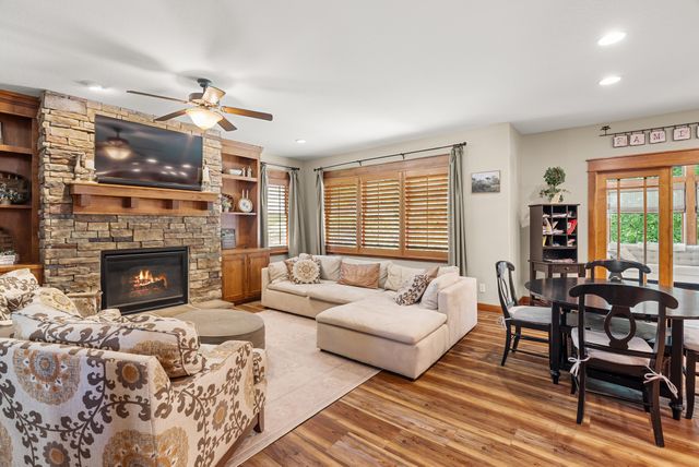 2108 SW Westwinds Drive, Ankeny, IA 50023