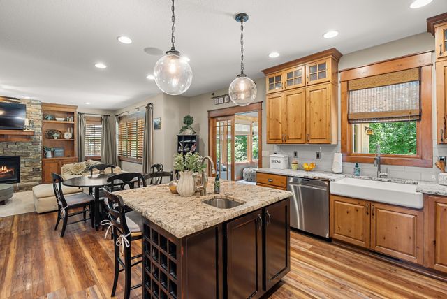 2108 SW Westwinds Drive, Ankeny, IA 50023