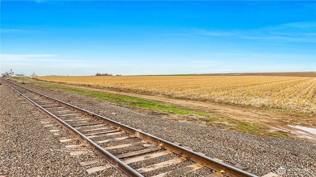 1450 W Cunningham Road, Othello, WA 99344