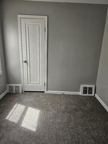 3337 S Bassett, Detroit, MI 48217
