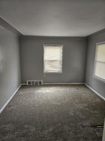 3337 S Bassett, Detroit, MI 48217