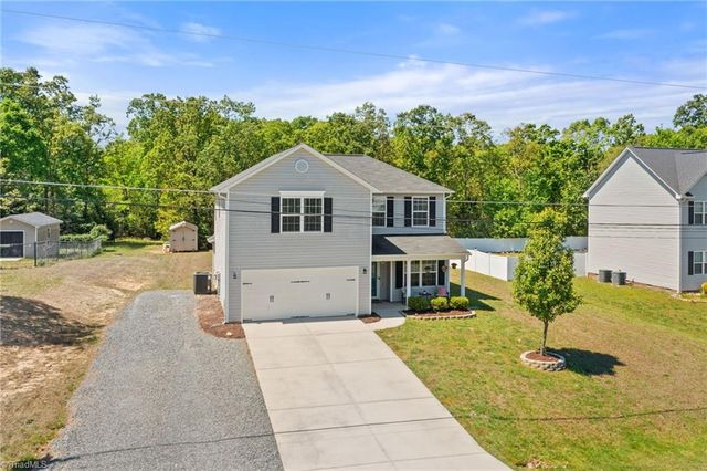 2629 Buckhorn Drive, Randleman, NC 27317