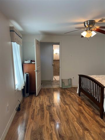 7740 N Us Highway 77, Schulenburg, TX 78956