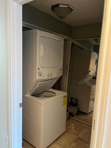 7740 N Us Highway 77, Schulenburg, TX 78956