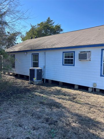 7740 N Us Highway 77, Schulenburg, TX 78956