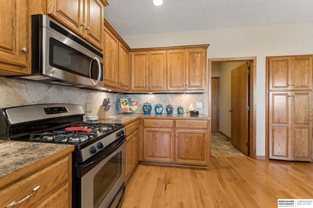 1902 Apollo Lane, Papillion, NE 68133
