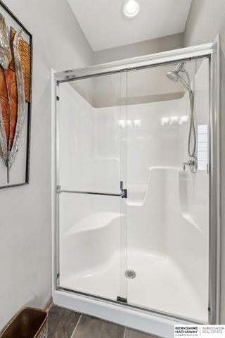 1902 Apollo Lane, Papillion, NE 68133