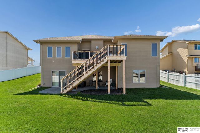 1902 Apollo Lane, Papillion, NE 68133