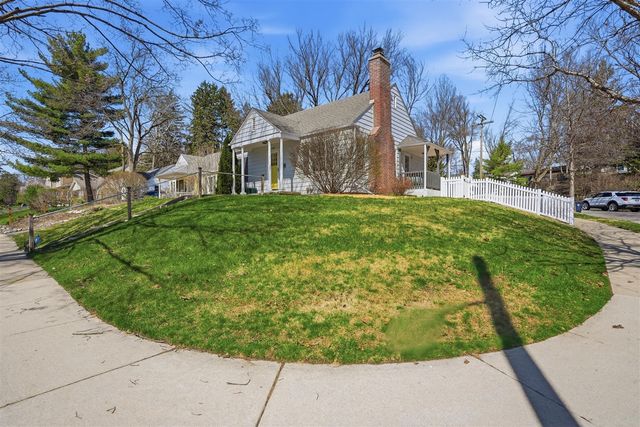 1102 Arborview Boulevard, Ann Arbor, MI 48103