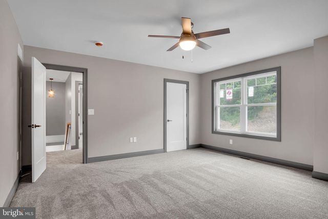 591 BELLE VISTA DR, Enola, PA 17025