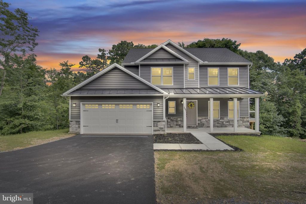 591 BELLE VISTA DR, Enola, PA 17025