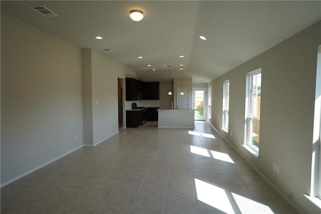 131 Trailstone DR, Bastrop, TX 78602