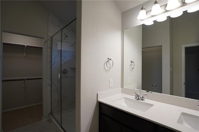 131 Trailstone DR, Bastrop, TX 78602
