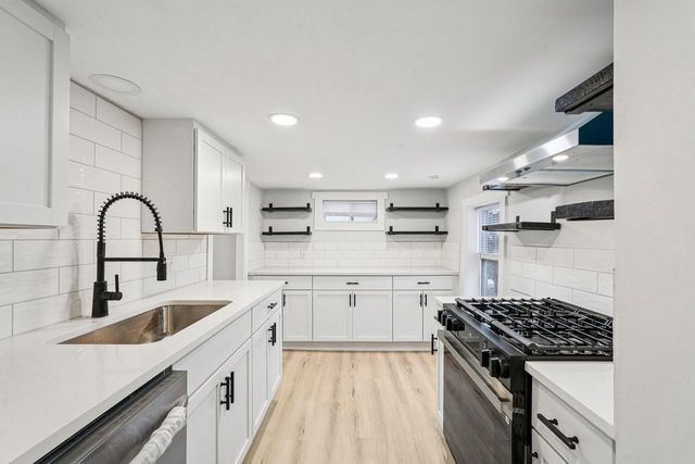 1308 69th STREET, Kenosha, WI 53143