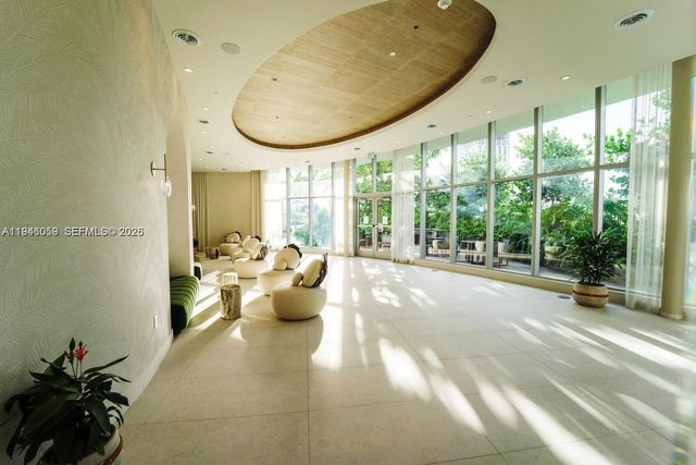 700 NE 24th St 2904, Miami, FL 33137