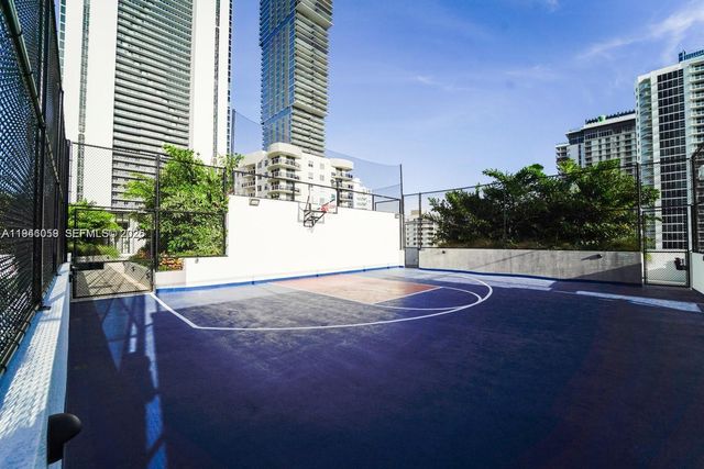 700 NE 24th St 2904, Miami, FL 33137