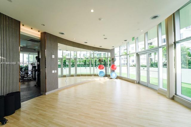 700 NE 24th St 2904, Miami, FL 33137