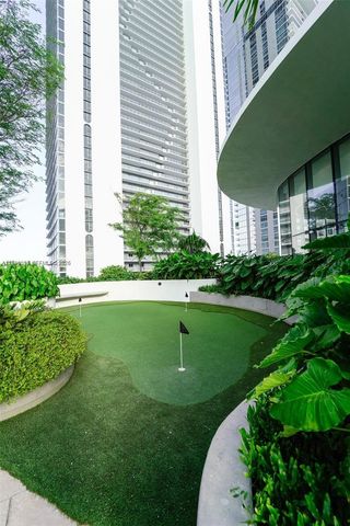 700 NE 24th St 2904, Miami, FL 33137