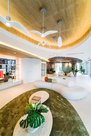 700 NE 24th St 2904, Miami, FL 33137