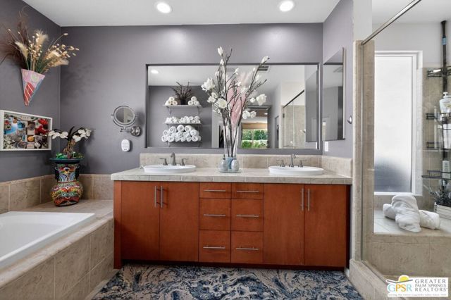 4935 Geary Way, Palm Springs, CA 92262